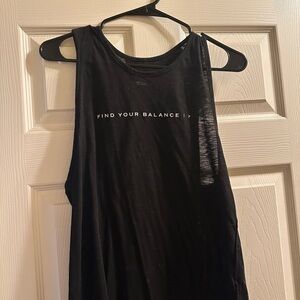 Find your balance 
Old navy active workout shirt size Large
